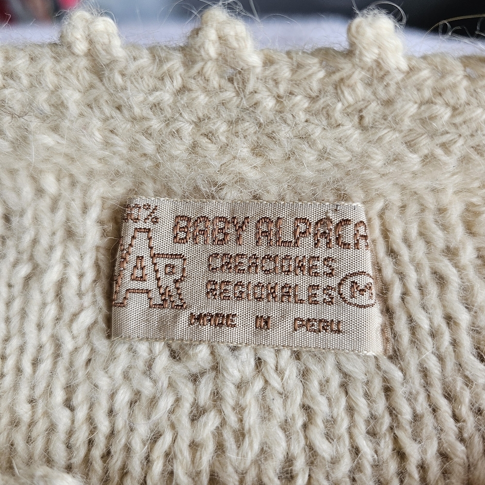 BABY ALPACA Cream Vintage Sweater sz M Women's - Picture 6 of 6